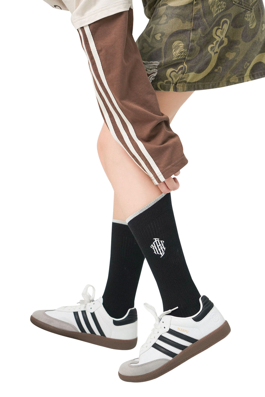 Trendy Embroidered High Socks