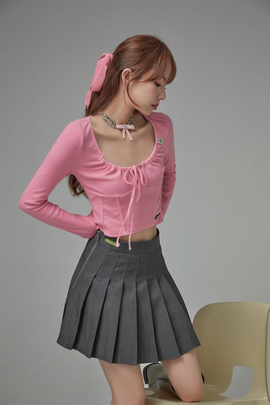 CHUU Deep Tied Round Neck Long Sleeves Top