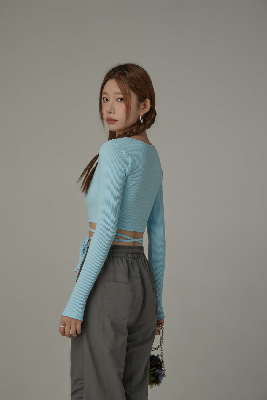 CHUU Ribbed Front Long Sleeve Criss Cross Top