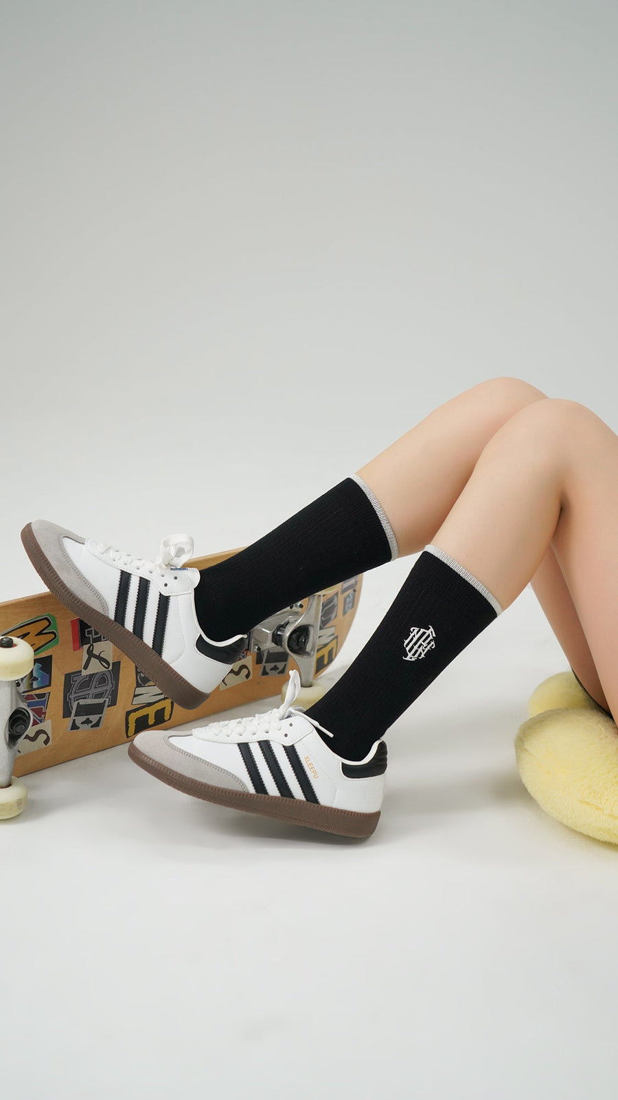 Trendy Embroidered High Socks