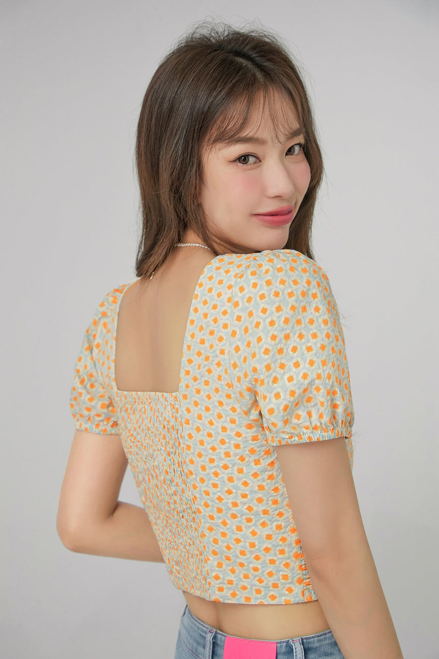 CHUU Front Faux Wrap Puff Sleeve Flower Blouse